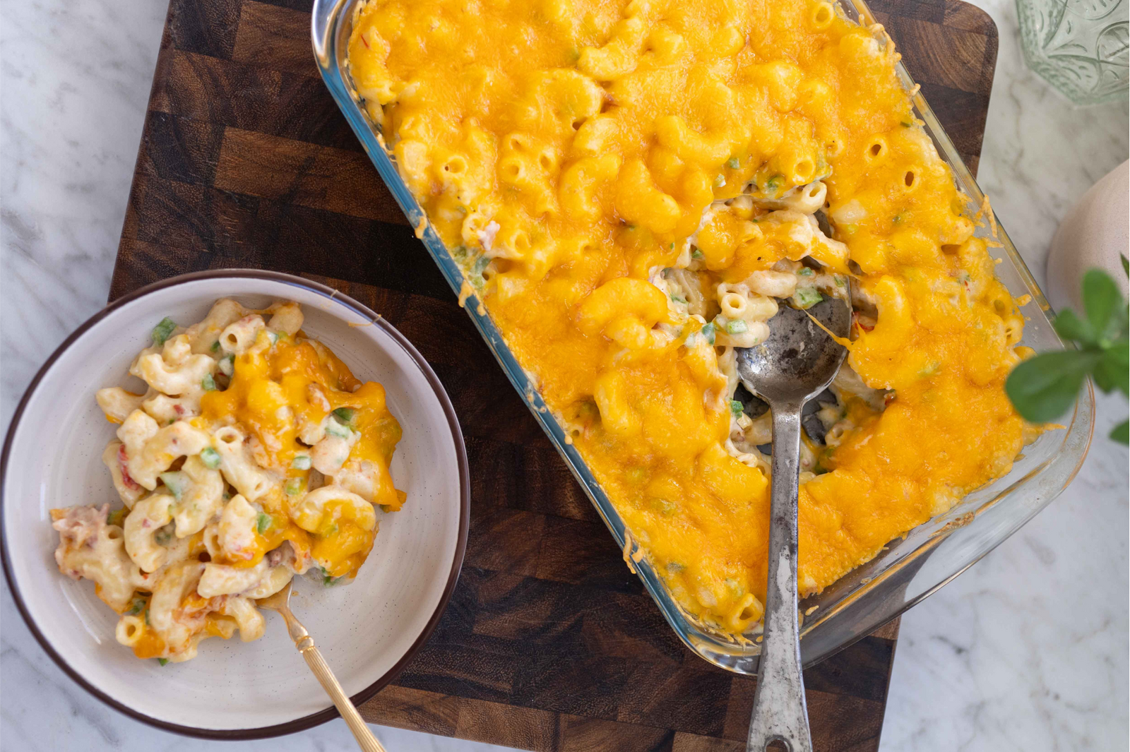 Pimento Cheese Macaroni & Cheese being served. 